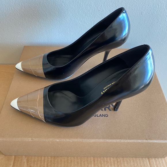 BURBERRY Size 6 Riccardo Tisci design leather runway heels - Picture 3 of 4